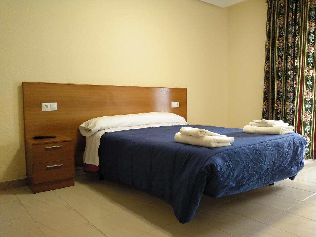 Hostal Orly Camponaraya المظهر الخارجي الصورة